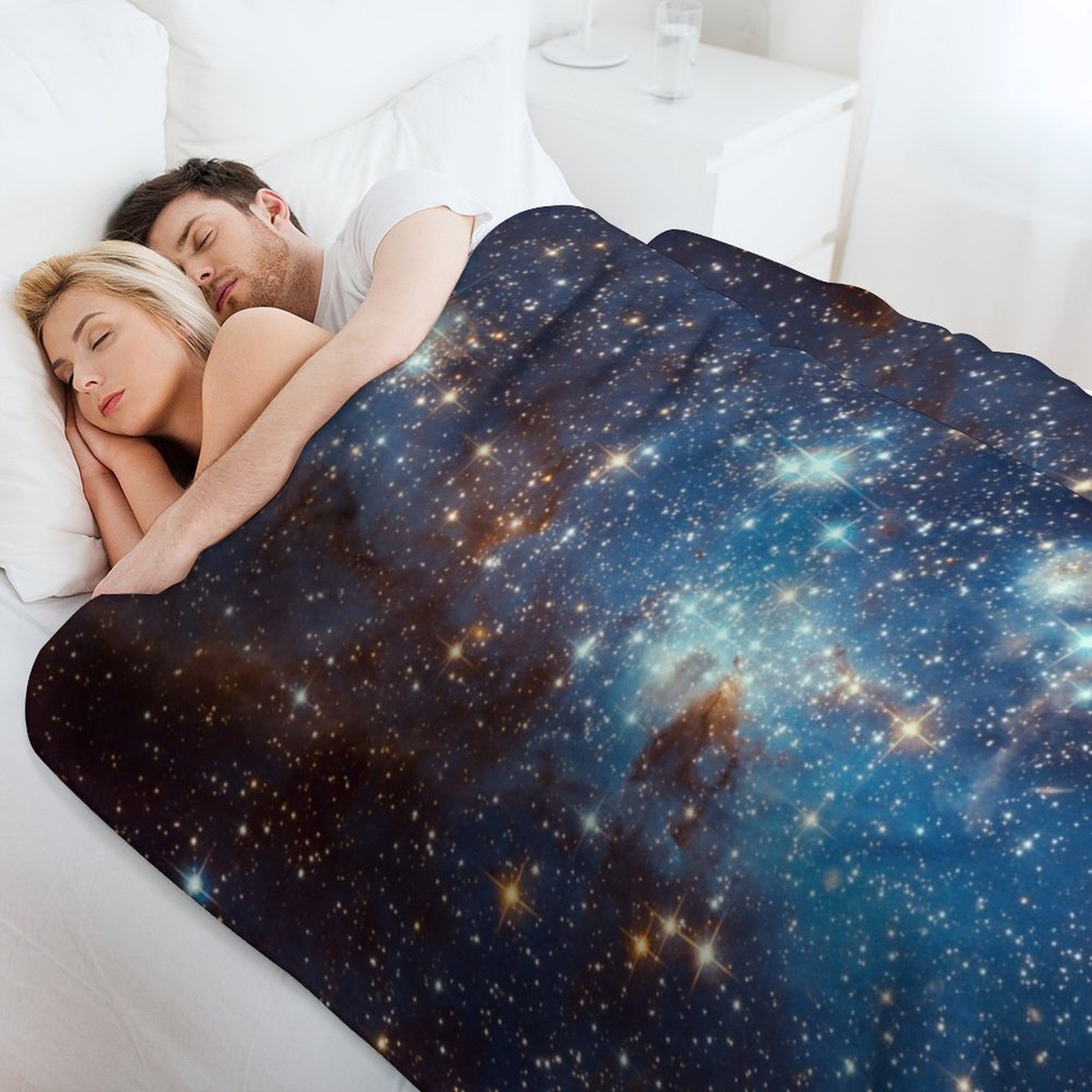 Blaue Nebula-Sternen-Weltraum- – Space Blanket Heavy Bewertung und Preis